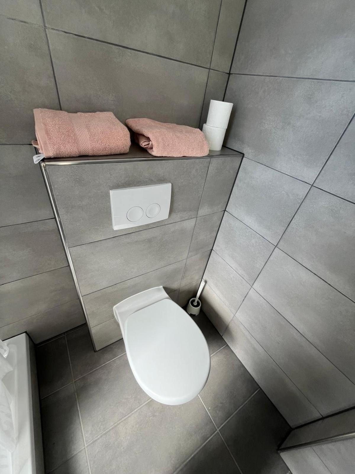Wps Residenz Hotel Франкфурт на Майн Екстериор снимка