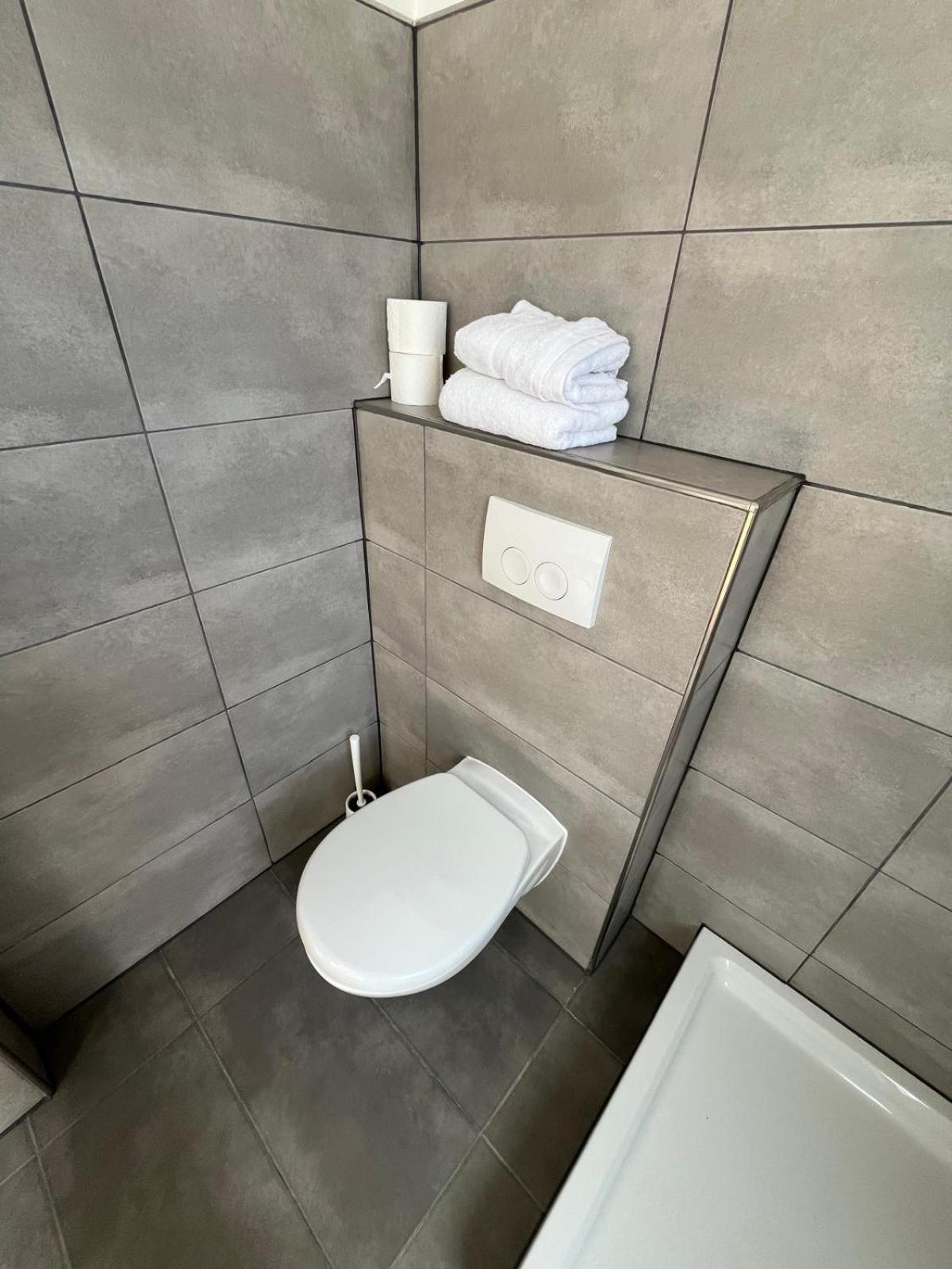 Wps Residenz Hotel Франкфурт на Майн Екстериор снимка
